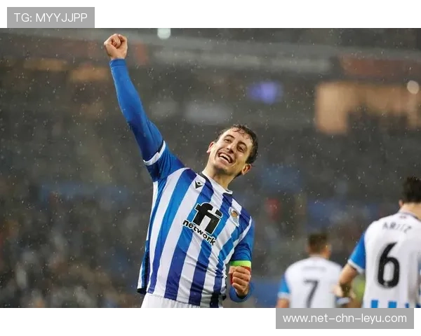 皇家社会外线配合高效频繁撬开缺口